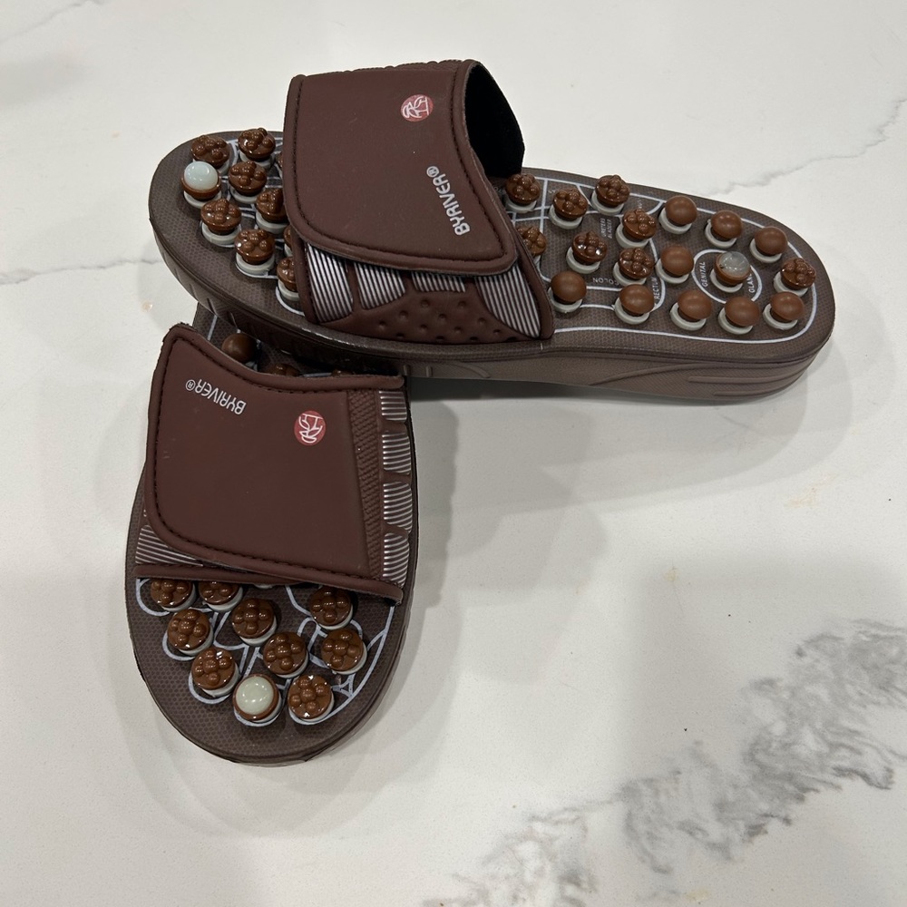 Byriver acupuncture sandals